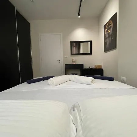 Apartment 3d / Center *